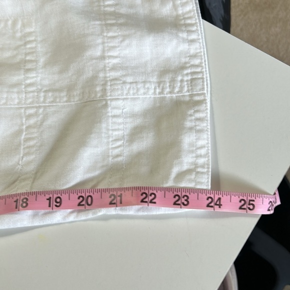 BOSTON PROPER WHIte LINEN BLACK FLORAL EMBROIDERED ON LEG CAPRI PANTS SIZE 6 - Picture 8 of 10